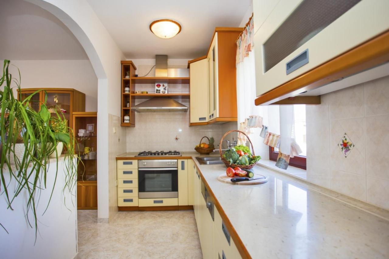 Holiday Home Elvis, Village Kujici Hreljici Exterior photo